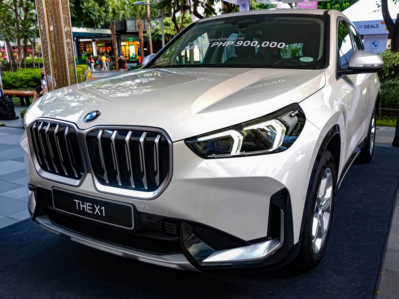 BMW X1 sDrive18i xLine 2023 — vue avant 3/4