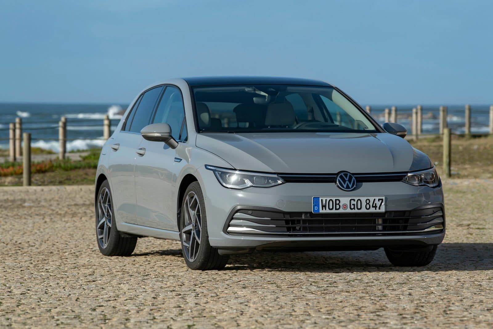 Volkswagen Golf 8 Style 2022 — vue avant 3/4